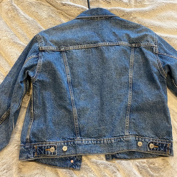 Jean jacket! - Picture 6 of 10